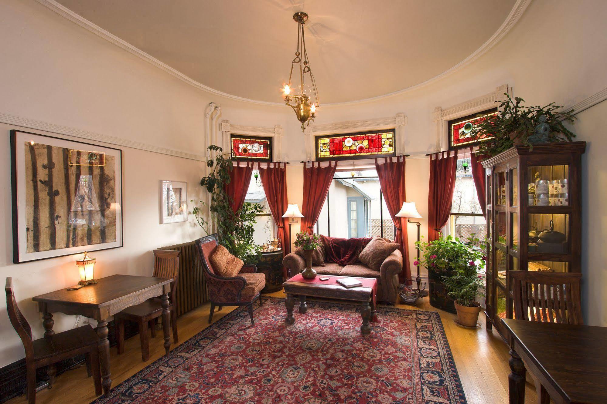 The Madeleine Bed & Breakfast Inn サンタフェ エクステリア 写真